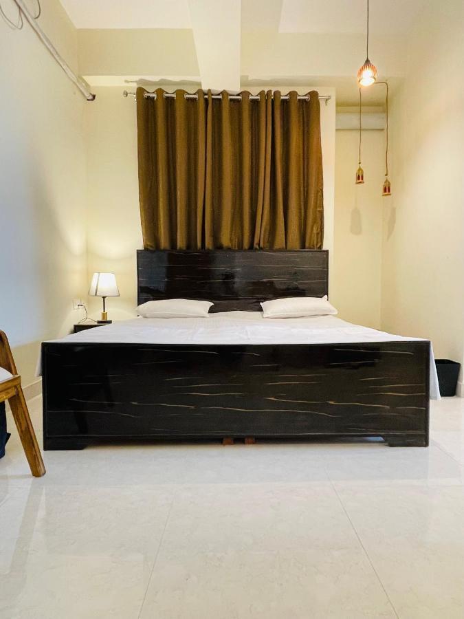 Ferienwohnung Upre Varanasi Exterior foto