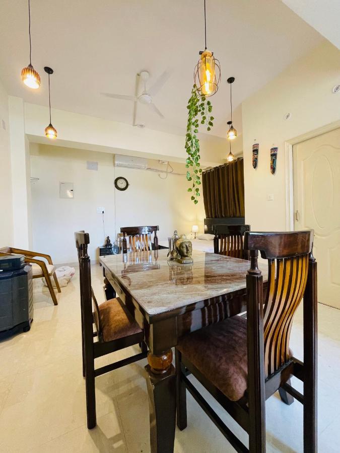 Ferienwohnung Upre Varanasi Exterior foto