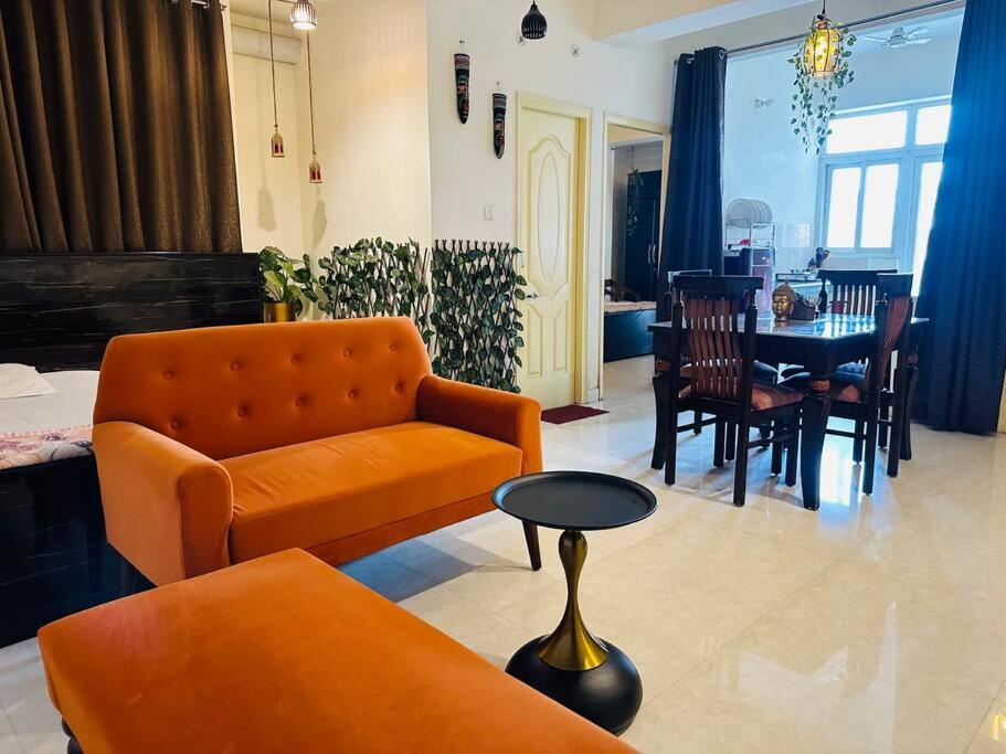 Ferienwohnung Upre Varanasi Exterior foto